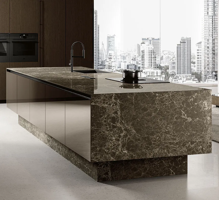 Finitura lucida cucina moderna